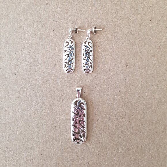 Sterling silver set (earrings and pendant) - Picture 5 of 6